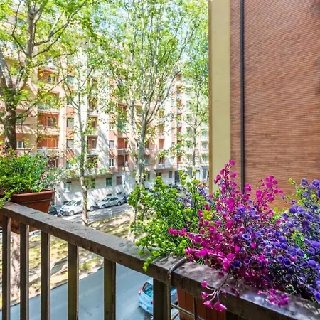 Cozy Near To Fashion District Apartman