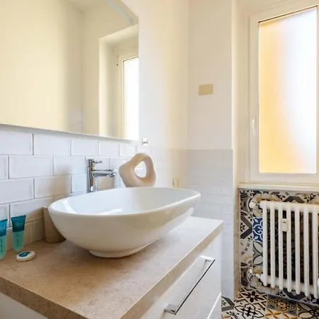 Cozy Near To Fashion District Apartman Milánó